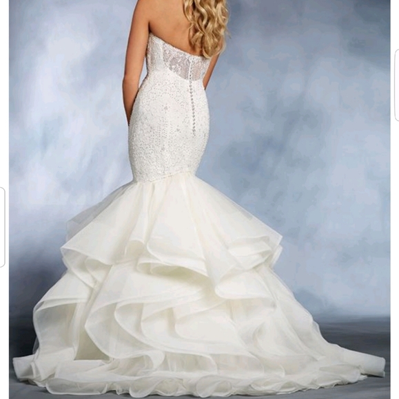 Alfred Angelo BRAND NEW never been worn dress - Picture 3 of 16